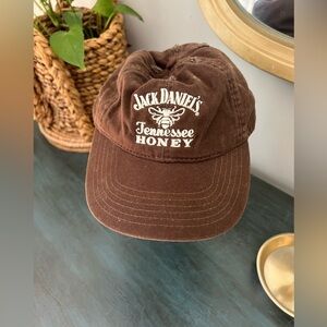 Jack Daniel’s Tennessee Honey Hat in brown. Adjustable